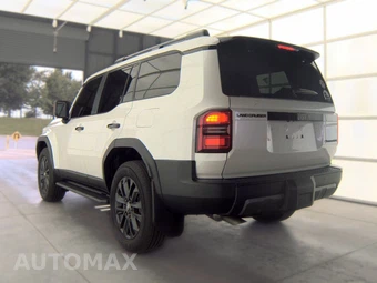 2027 Toyota Land Cruiser - miniatura 8