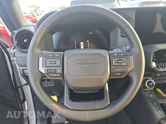 2027 Toyota Land Cruiser - miniatura 10