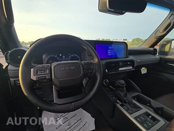 2027 Toyota Land Cruiser - miniatura 11