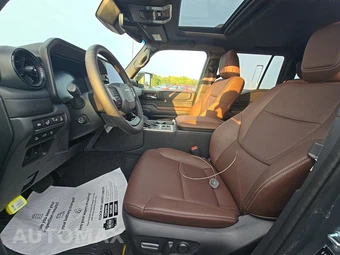 2027 Toyota Land Cruiser - miniatura 7